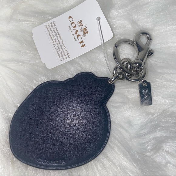Coach strawberry charm keychain New - Picture 5 of 9